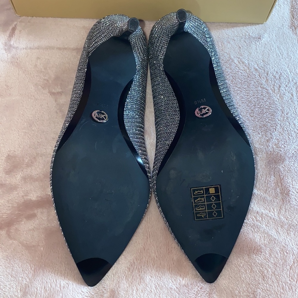 Michael Kors Claire pump - Picture 7 of 7